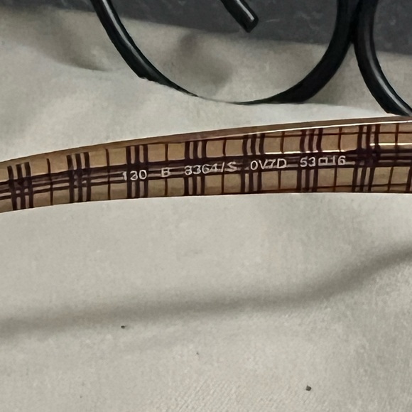 Authentic Burberry Sunglasses - Picture 6 of 8